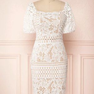 1861 Milkmaid Champagne & Ivory